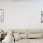 One-Bedroom Gem By The Square